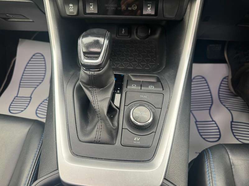 2020 TOYOTA RAV4 2020 TOYOTA RAV4