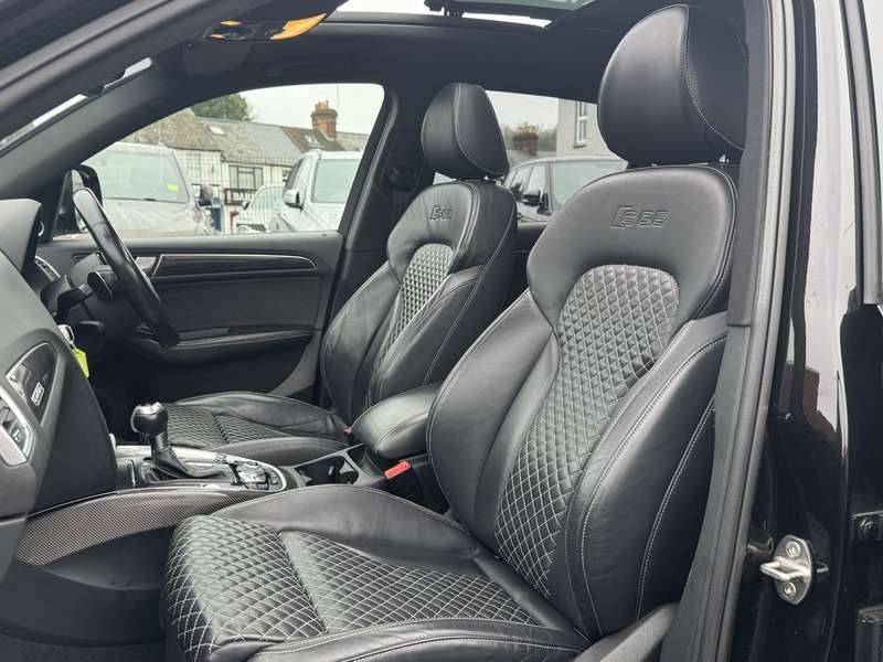 2017 AUDI SQ5 2017 AUDI SQ5