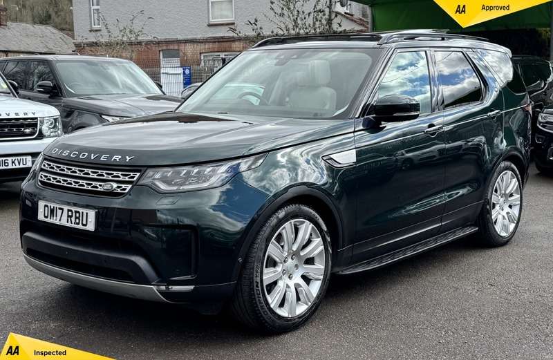 A 2017 LAND ROVER DISCOVERY 2.0 SD4 HSE Luxury SUV 5dr Diesel Auto 4WD Euro 6 (s/s) (240 ps) A 2017 LAND ROVER DISCOVERY 2.0 SD4 HSE Luxury SUV 5dr Diesel Auto 4WD Euro 6 (s/s) (240 ps)