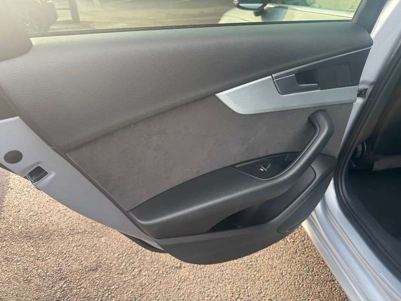 2016 AUDI A4 2016 AUDI A4