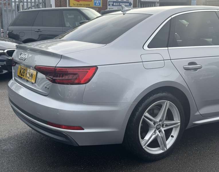 2016 AUDI A4 2016 AUDI A4