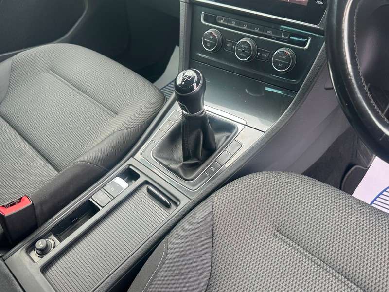 2019 VOLKSWAGEN GOLF 2019 VOLKSWAGEN GOLF