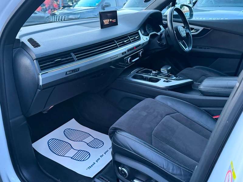 2019 AUDI Q7 2019 AUDI Q7