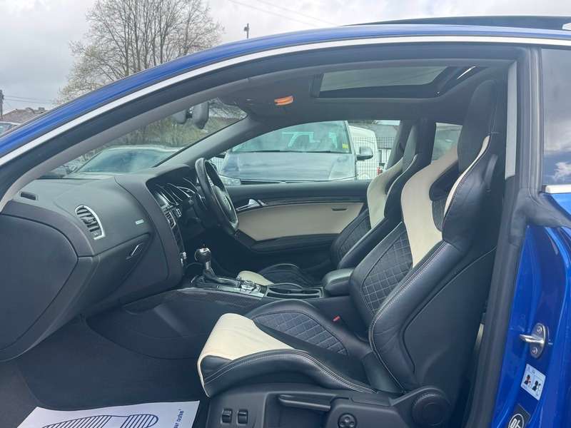 2015 AUDI RS5 2015 AUDI RS5