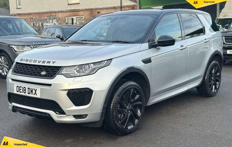 A 2018 LAND ROVER DISCOVERY SPORT 2.0 Si4 HSE Dynamic Lux SUV 5dr Petrol Auto 4WD Euro 6 (s/s) (290 bhp) A 2018 LAND ROVER DISCOVERY SPORT 2.0 Si4 HSE Dynamic Lux SUV 5dr Petrol Auto 4WD Euro 6 (s/s) (290 bhp)