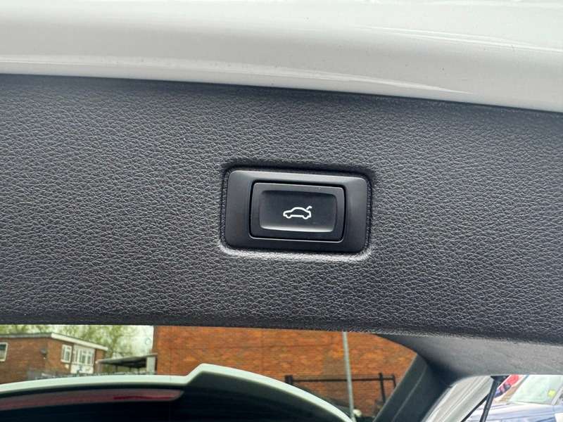 2016 AUDI Q7 2016 AUDI Q7