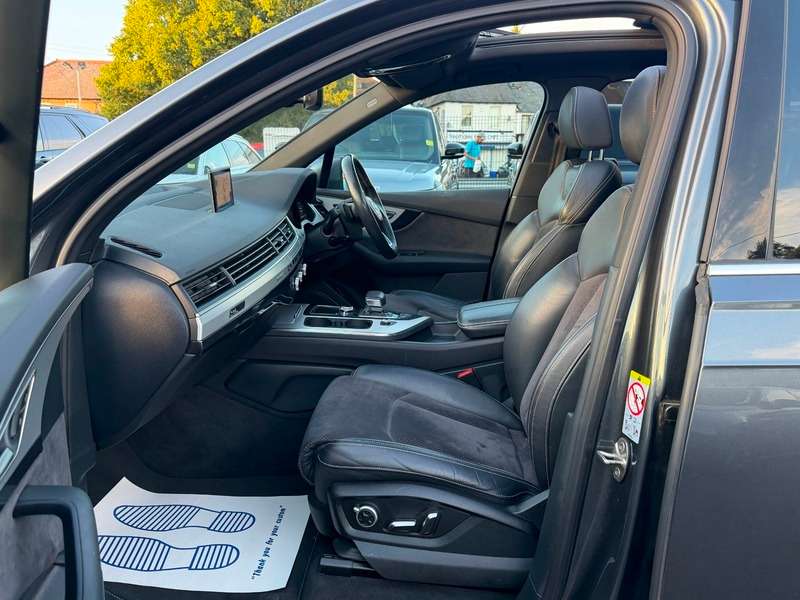 2019 AUDI Q7 2019 AUDI Q7
