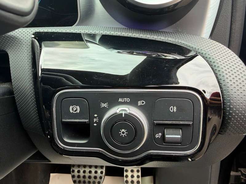 2019 MERCEDES-BENZ A CLASS 2019 MERCEDES-BENZ A CLASS