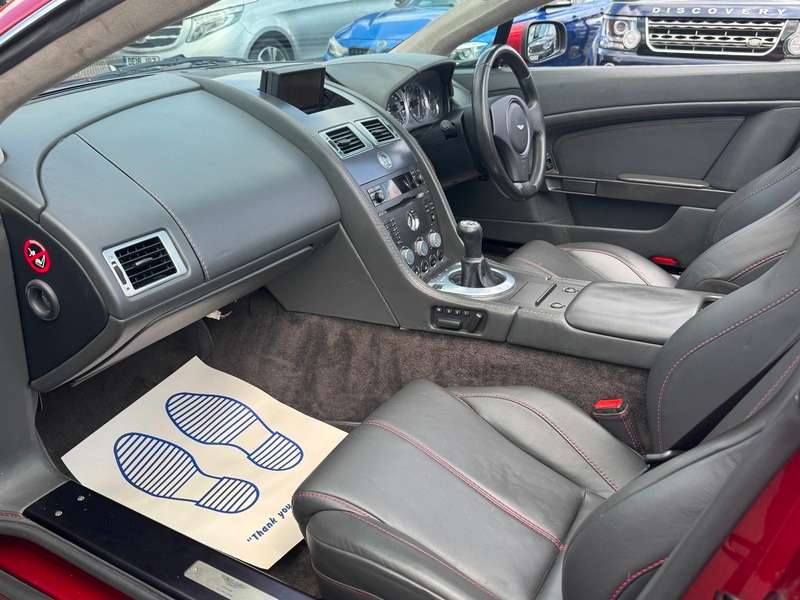 2006 ASTON MARTIN VANTAGE 2006 ASTON MARTIN VANTAGE