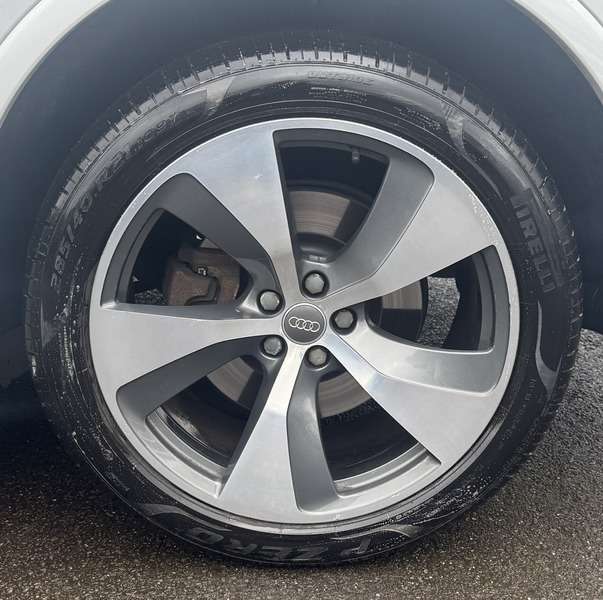 2016 AUDI Q7 2016 AUDI Q7