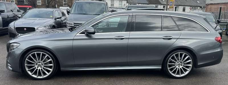 A 2016 MERCEDES-BENZ E CLASS 2.0 E220d AMG Line (Premium Plus) Estate 5dr Diesel G-Tronic+ Euro 6 (s/s) (194 ps) A 2016 MERCEDES-BENZ E CLASS 2.0 E220d AMG Line (Premium Plus) Estate 5dr Diesel G-Tronic+ Euro 6 (s/s) (194 ps)
