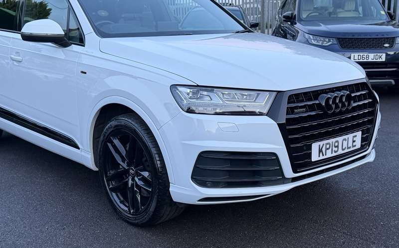 2019 AUDI Q7 2019 AUDI Q7