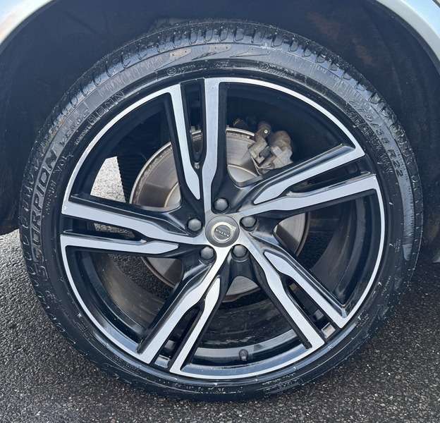 2017 VOLVO XC90 2017 VOLVO XC90