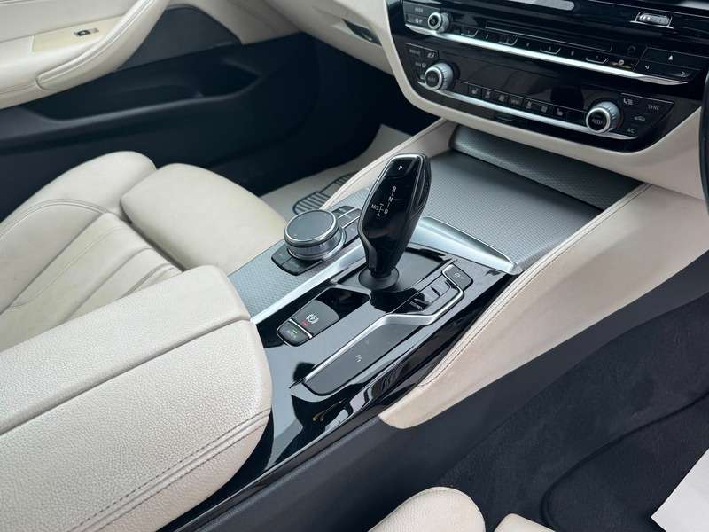 2017 BMW 5 SERIES 2017 BMW 5 SERIES