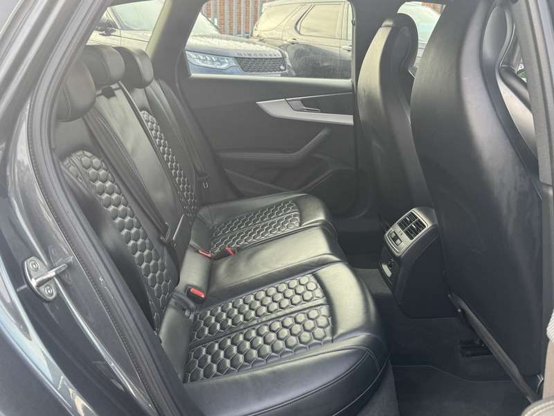 2018 AUDI RS4 2018 AUDI RS4