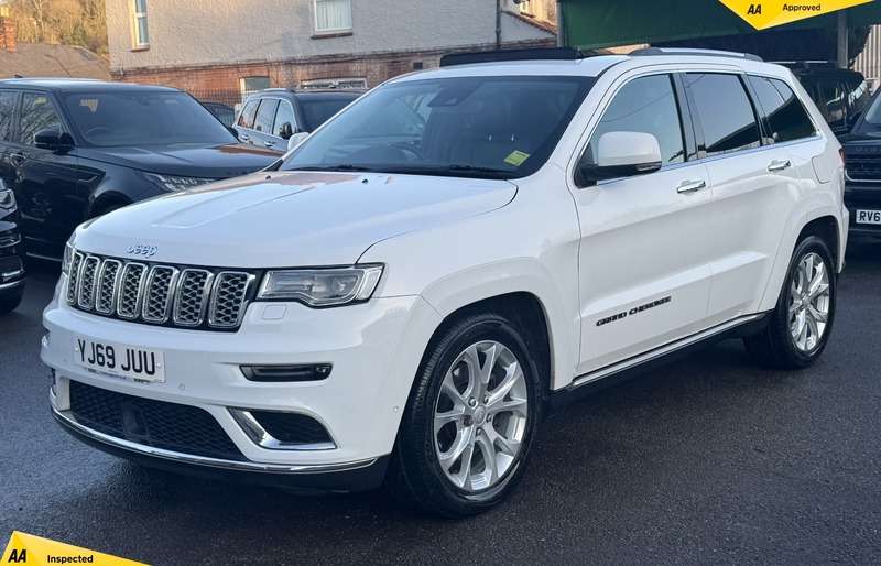 A 2019 JEEP GRAND CHEROKEE 3.0 V6 MultiJetII Summit SUV 5dr Diesel Auto 4WD Euro 6 (s/s) (250 ps) A 2019 JEEP GRAND CHEROKEE 3.0 V6 MultiJetII Summit SUV 5dr Diesel Auto 4WD Euro 6 (s/s) (250 ps)
