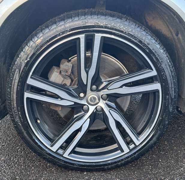 2017 VOLVO XC90 2017 VOLVO XC90