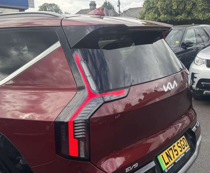 2025 KIA EV9 2025 KIA EV9