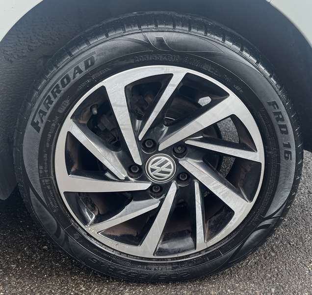 2019 VOLKSWAGEN GOLF 2019 VOLKSWAGEN GOLF