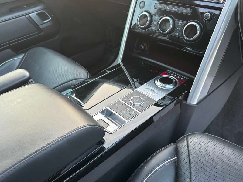 2018 LAND ROVER DISCOVERY 2018 LAND ROVER DISCOVERY