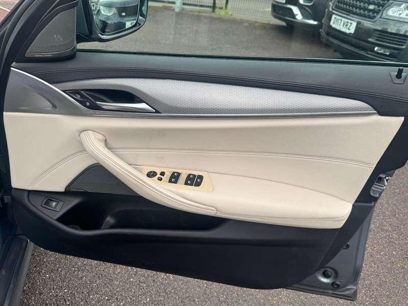 2018 BMW 5 SERIES 2018 BMW 5 SERIES