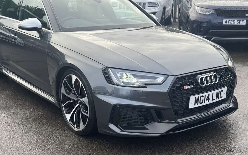 2018 AUDI RS4 2018 AUDI RS4