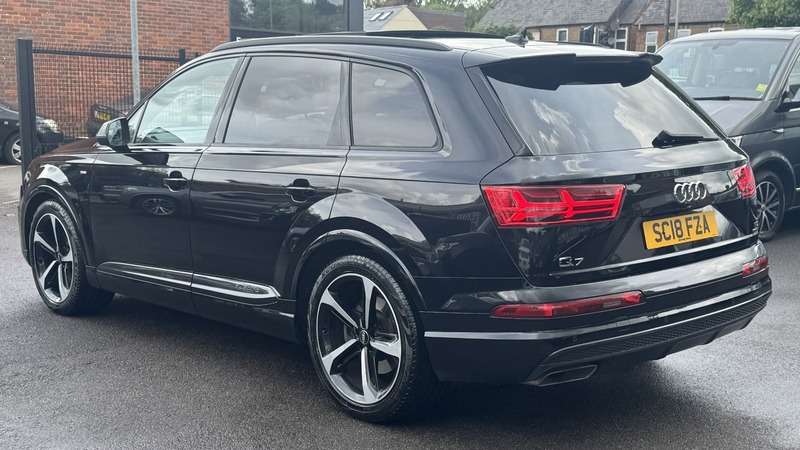 2018 AUDI Q7 2018 AUDI Q7