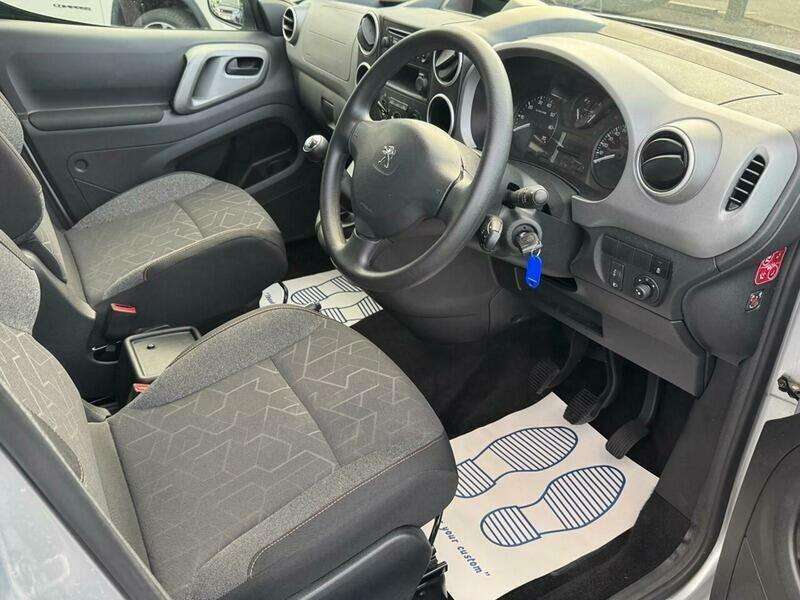 2018 PEUGEOT PARTNER TEPEE 2018 PEUGEOT PARTNER TEPEE