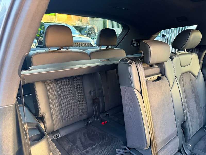2019 AUDI Q7 2019 AUDI Q7