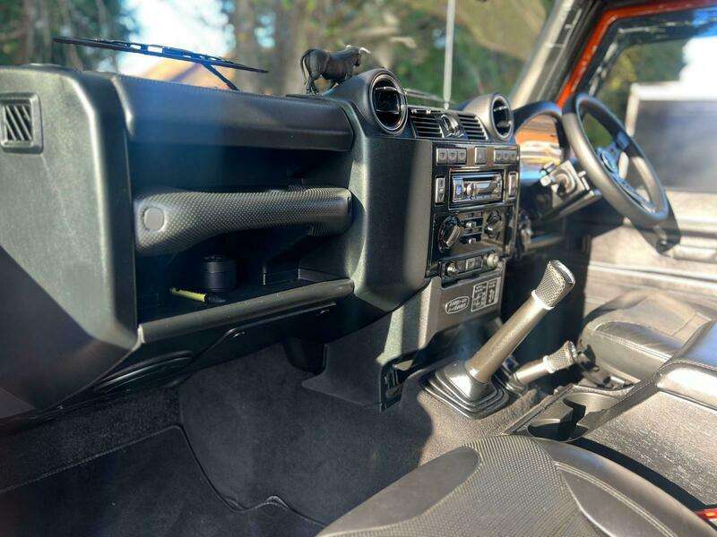 2015 LAND ROVER DEFENDER 2015 LAND ROVER DEFENDER