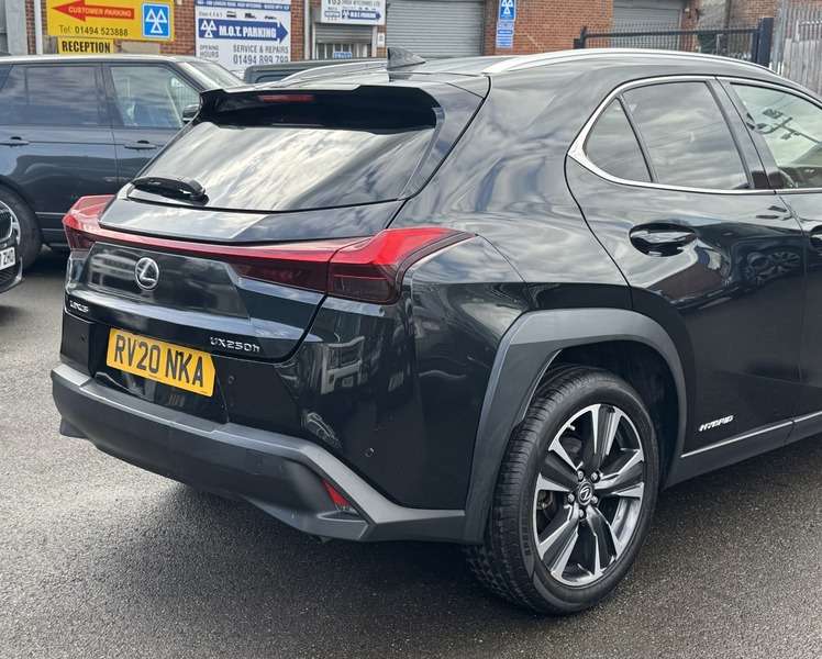 2020 LEXUS UX 2020 LEXUS UX