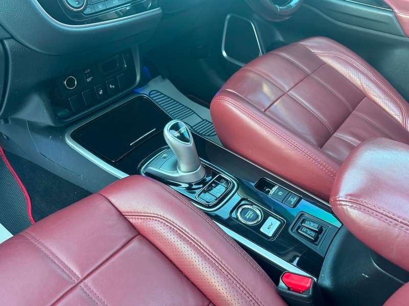 2017 MITSUBISHI OUTLANDER 2017 MITSUBISHI OUTLANDER