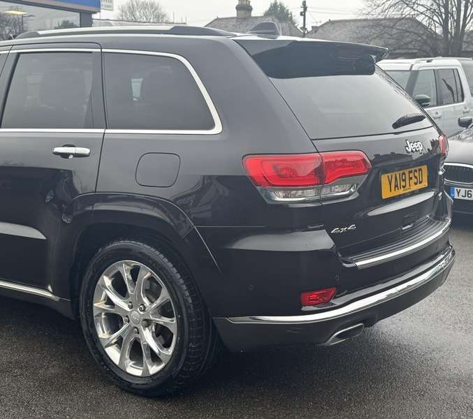 2019 JEEP GRAND CHEROKEE 2019 JEEP GRAND CHEROKEE