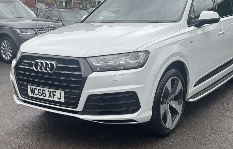 2016 AUDI Q7 2016 AUDI Q7