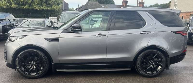 A 2019 LAND ROVER DISCOVERY 2.0 SD4 Landmark Edition SUV 5dr Diesel Auto 4WD Euro 6 (s/s) (240 ps) A 2019 LAND ROVER DISCOVERY 2.0 SD4 Landmark Edition SUV 5dr Diesel Auto 4WD Euro 6 (s/s) (240 ps)