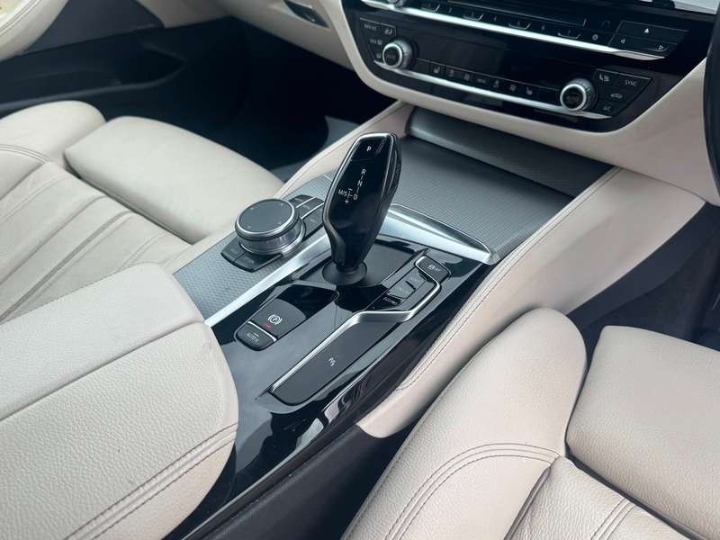 2018 BMW 5 SERIES 2018 BMW 5 SERIES