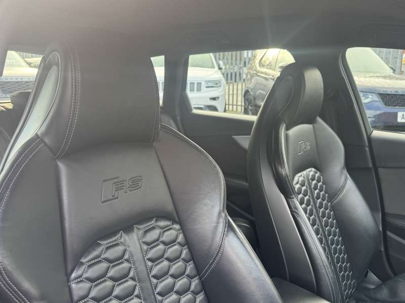 2018 AUDI RS4 2018 AUDI RS4