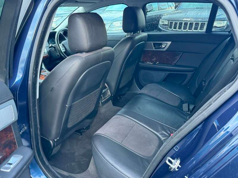 2013 JAGUAR XF 2013 JAGUAR XF