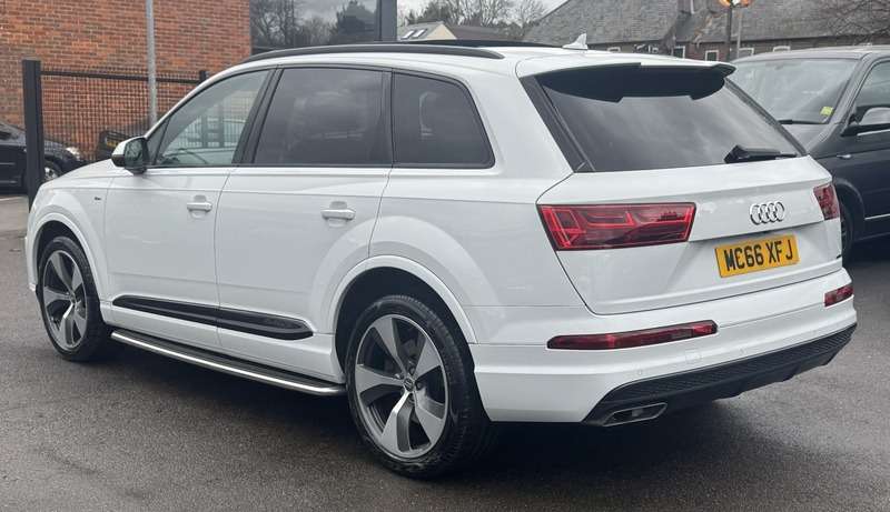 2016 AUDI Q7 2016 AUDI Q7