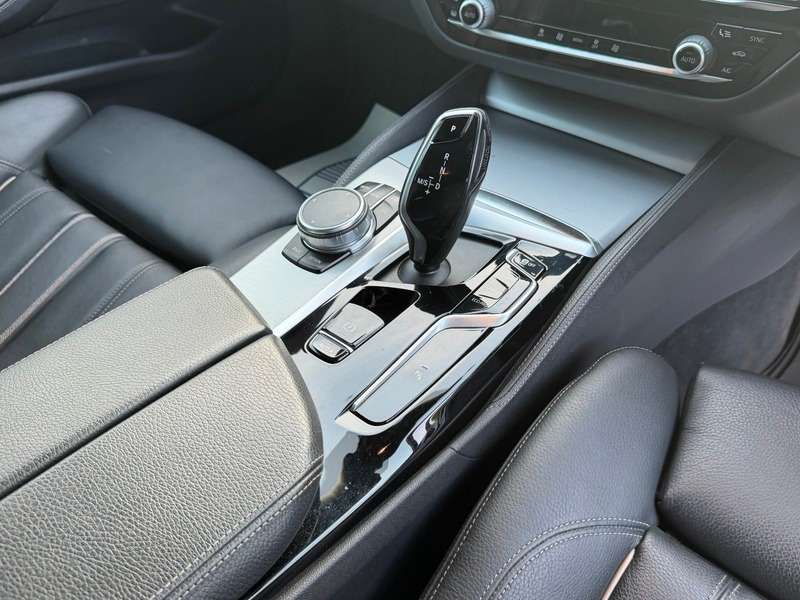 2021 BMW 5 SERIES 2021 BMW 5 SERIES