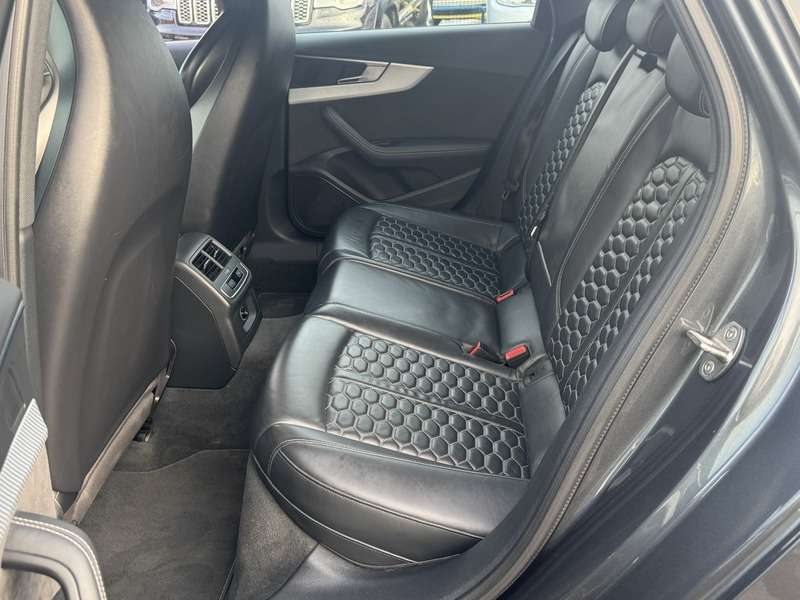 2018 AUDI RS4 2018 AUDI RS4