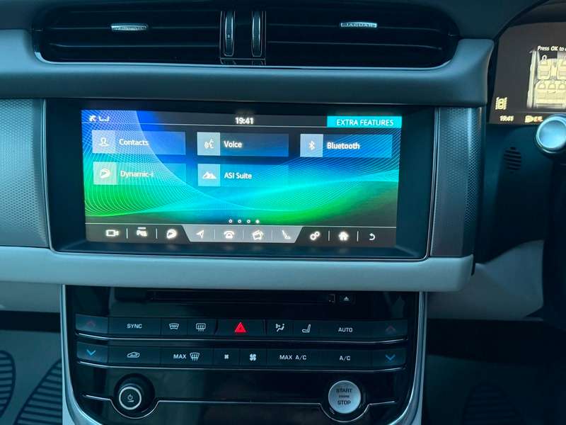 2018 JAGUAR XF 2018 JAGUAR XF