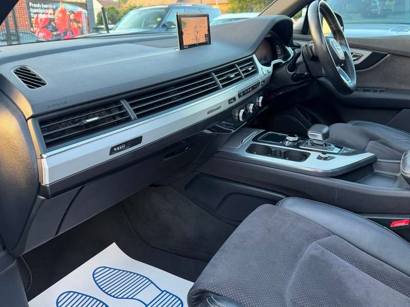 2019 AUDI Q7 2019 AUDI Q7