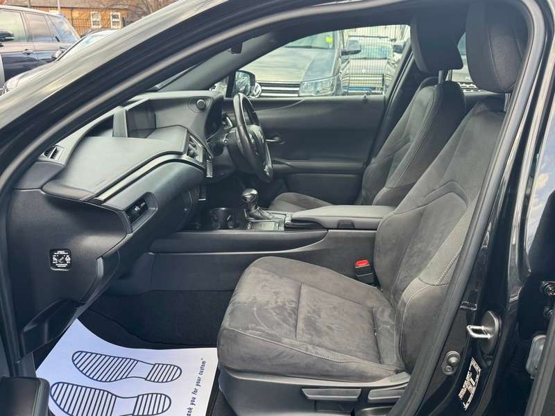 2020 LEXUS UX 2020 LEXUS UX