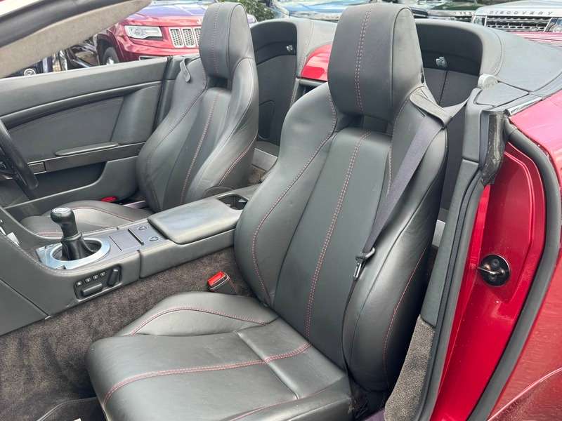 2006 ASTON MARTIN VANTAGE 2006 ASTON MARTIN VANTAGE