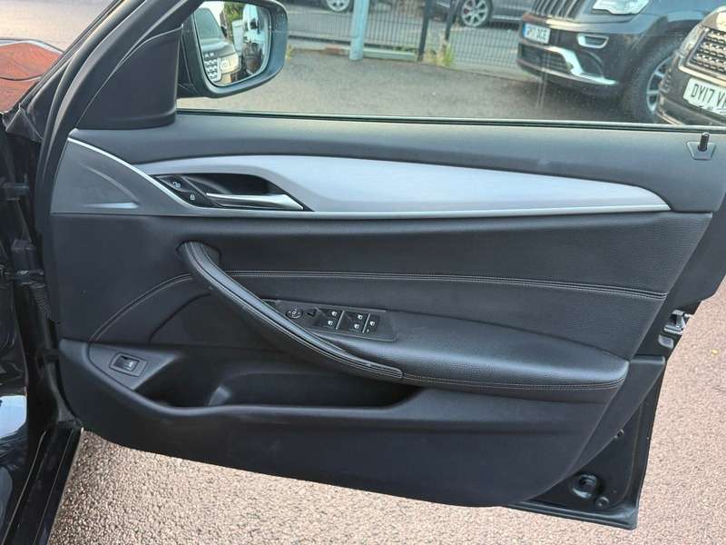2021 BMW 5 SERIES 2021 BMW 5 SERIES