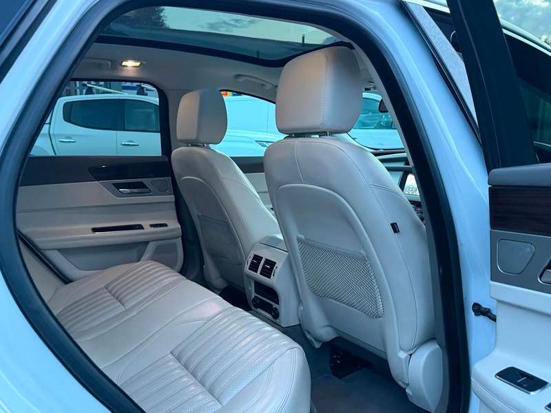 2018 JAGUAR XF 2018 JAGUAR XF