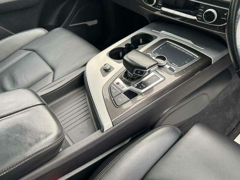 2017 AUDI Q7 2017 AUDI Q7