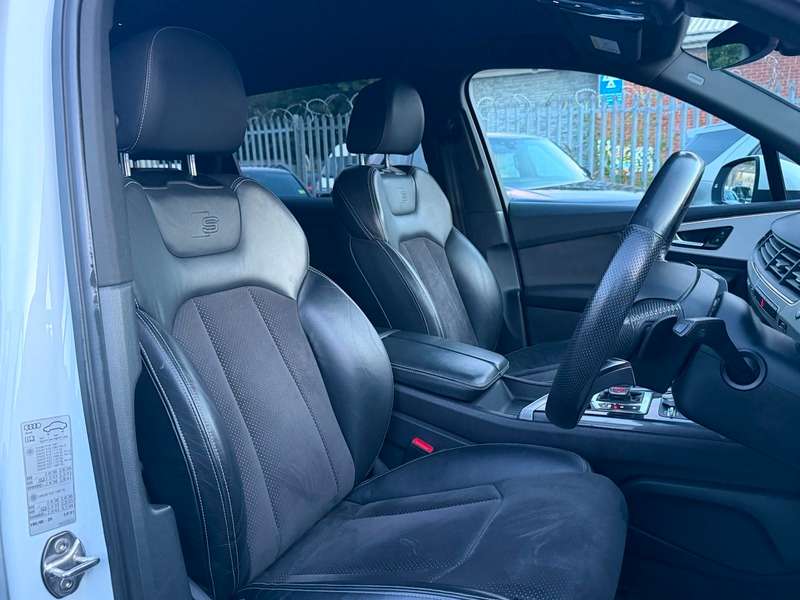 2019 AUDI Q7 2019 AUDI Q7