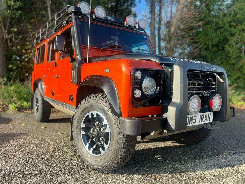 A 2015 LAND ROVER DEFENDER 2.2 TDCi Adventure Station Wagon Double Cab 5dr Diesel Manual 4WD MWB Euro 5 (122 ps) A 2015 LAND ROVER DEFENDER 2.2 TDCi Adventure Station Wagon Double Cab 5dr Diesel Manual 4WD MWB Euro 5 (122 ps)